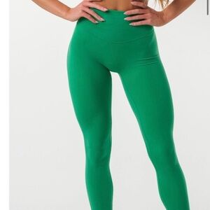 Vibrant Green High-Rise Leggings
